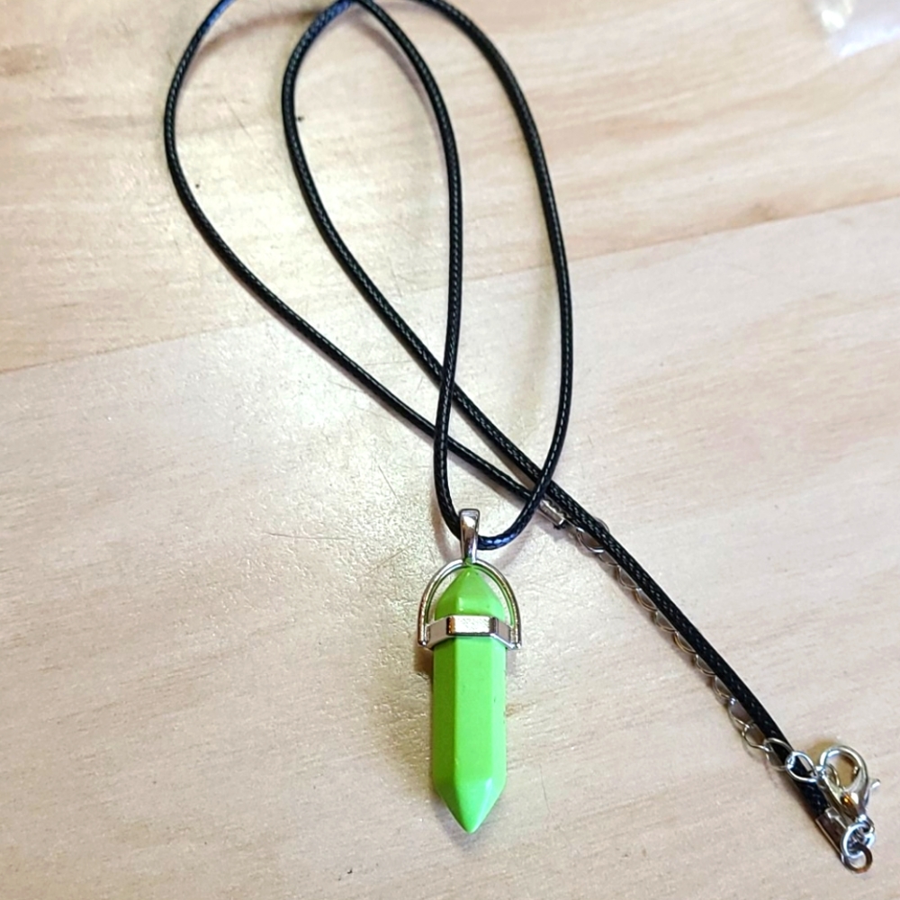 Lime Green Necklace - Picture 1 of 1